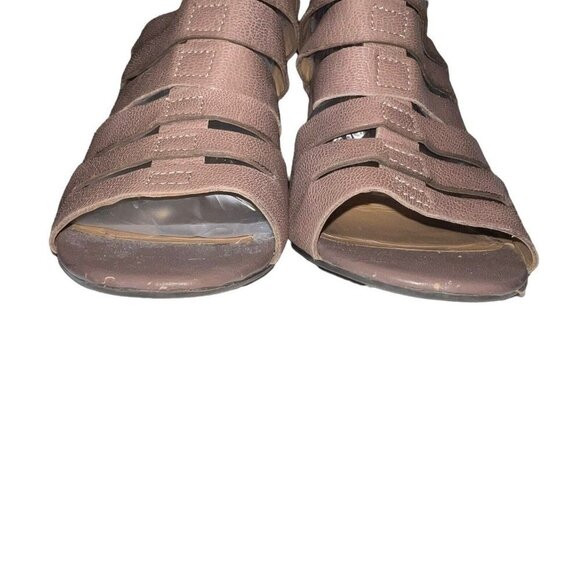 Franco Sarto Faryn Dress Sandal Size 10 Wedge Beige Taupe Leather Gladiator Shoe - Picture 3 of 10